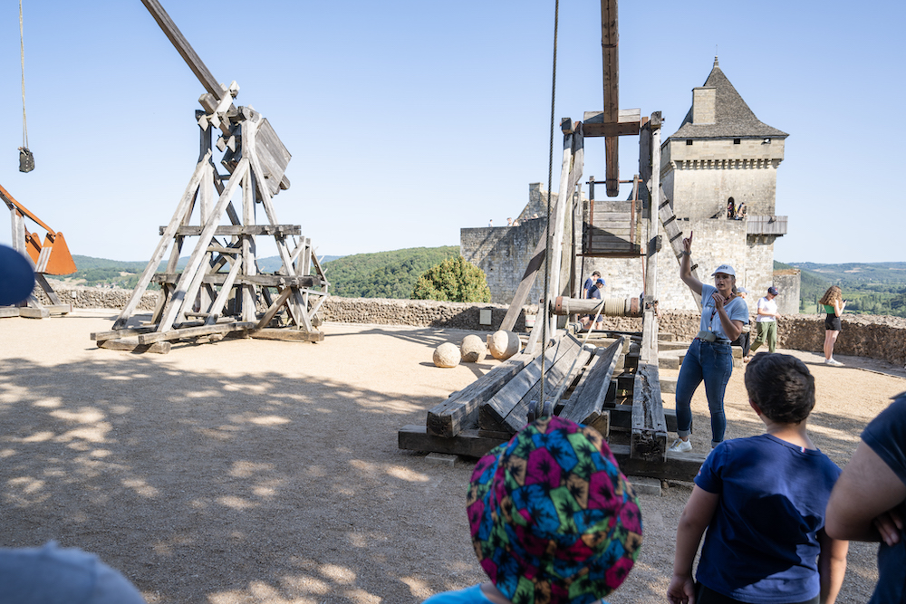 Château de Castelnaud - Tir au trébuchet